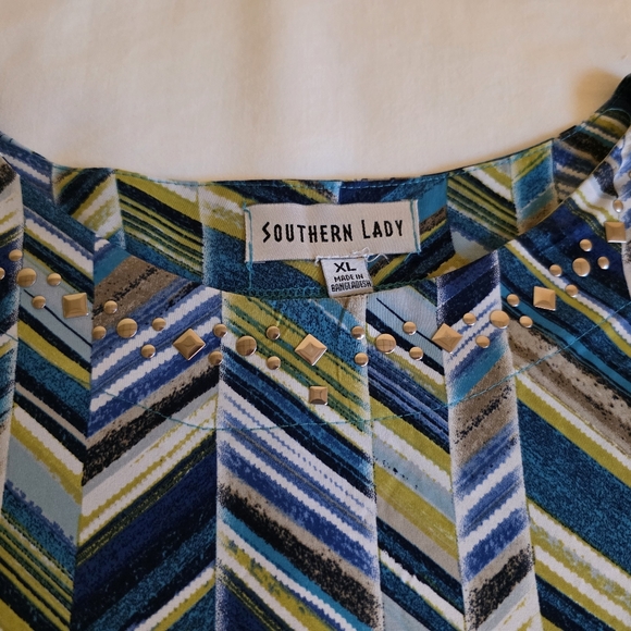 Fall Top.  Southern Lady Graphic Blue Green Relaxed Blouse - Picture 7 of 8